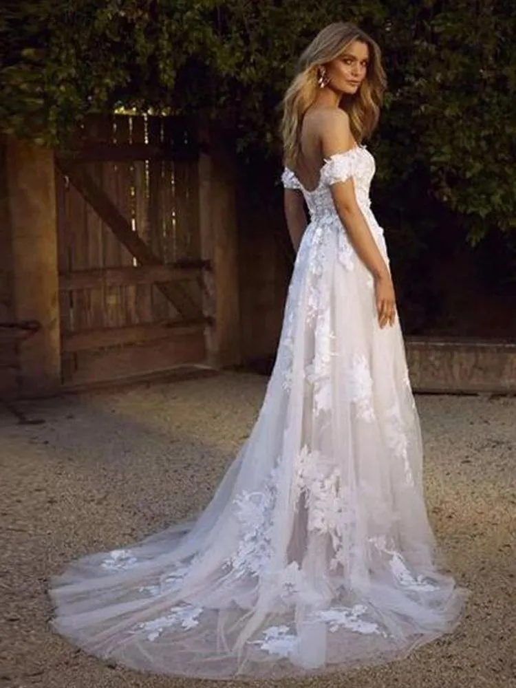 A-line Off the Shoulder Lace Appliques Tulle Wedding Dress Boho Rustic Wedding Gown OKY33