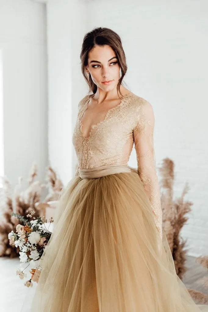 Anneprom Deep V Neckline Long Luxurious Sleeve Lace Wedding Dress Princess Gown Bridal Gown APP0473