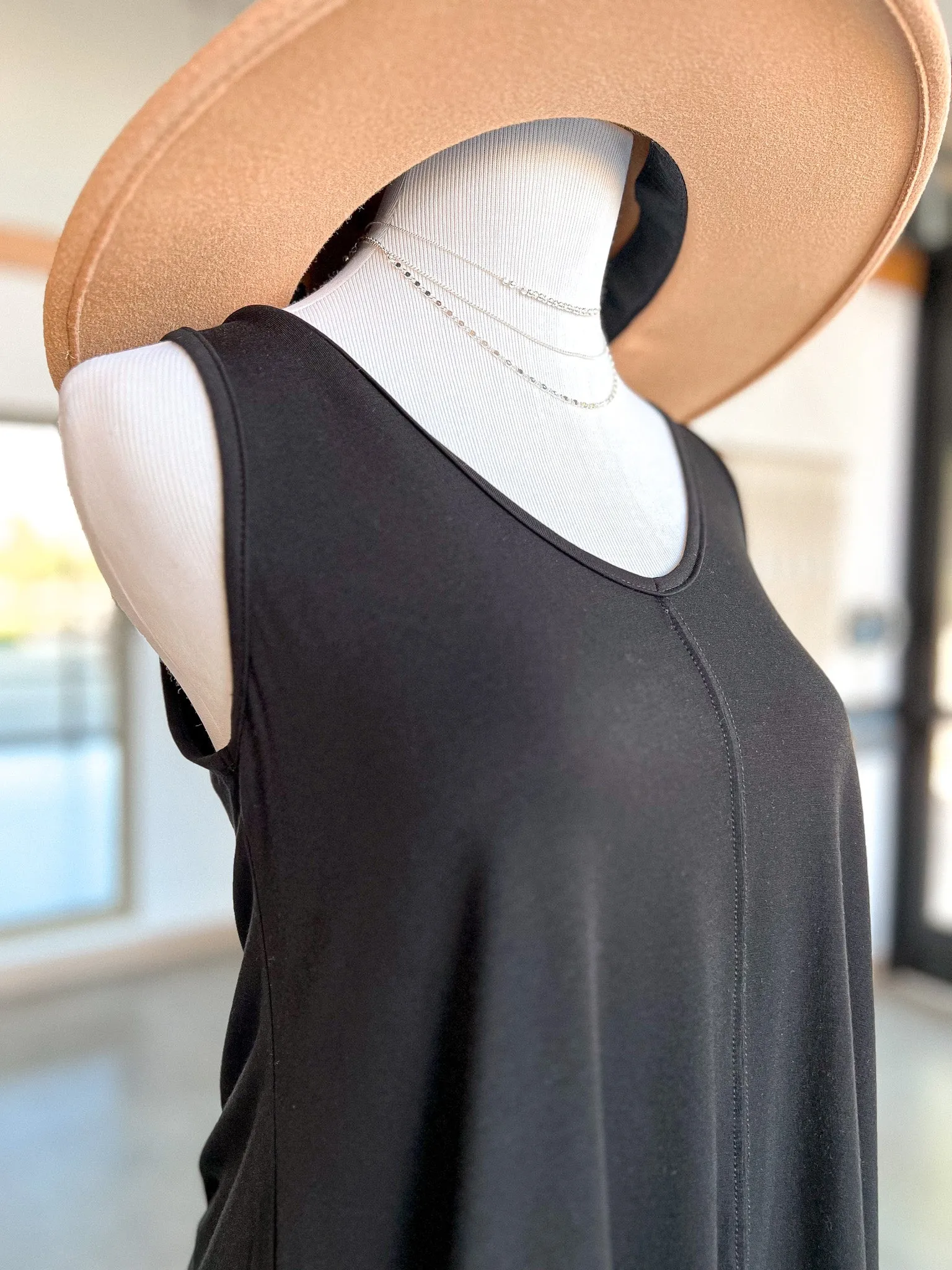 Bamboo V Neck Tank - Black