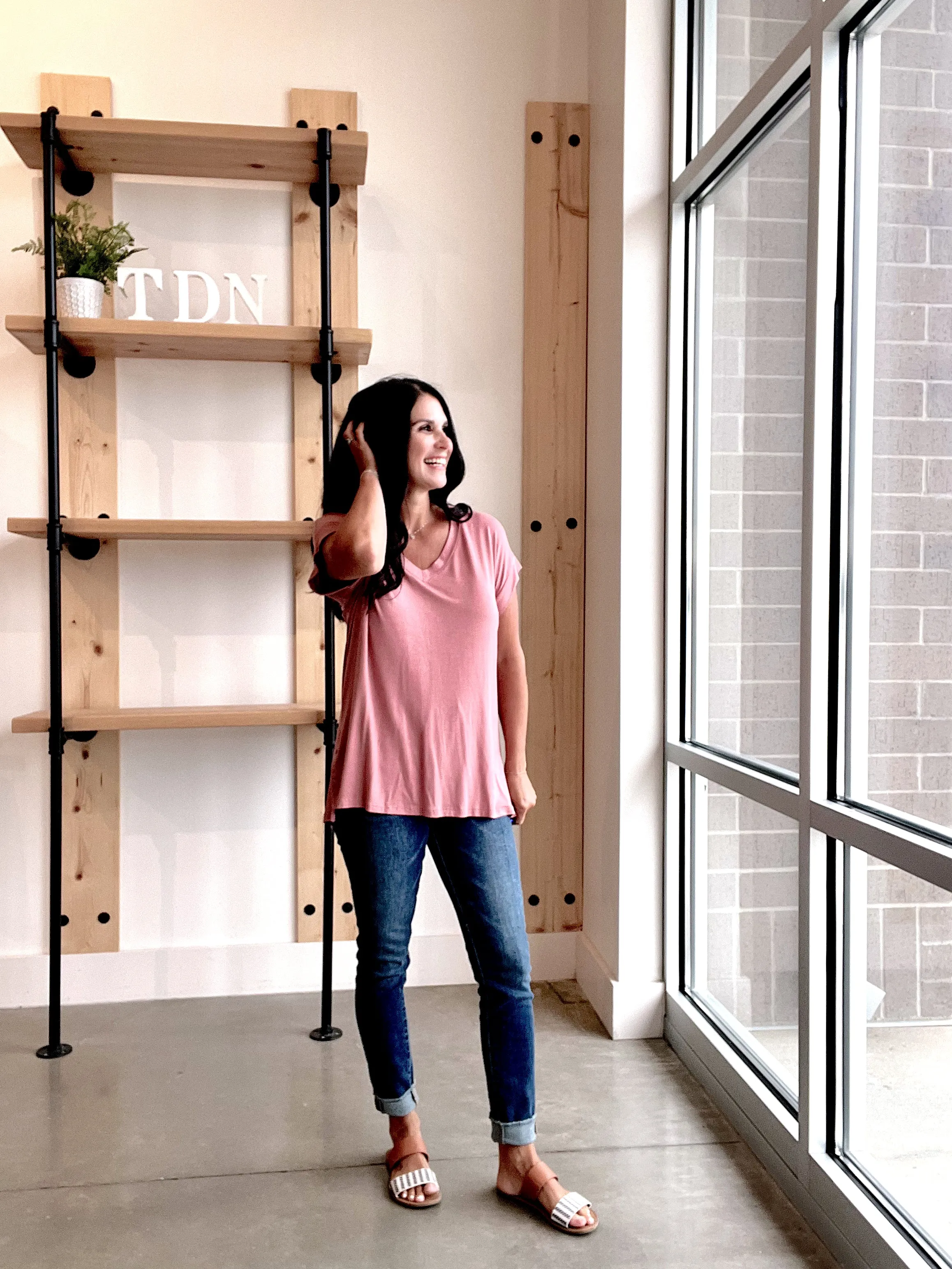 Bamboo V-neck Tee in Vintage Rose
