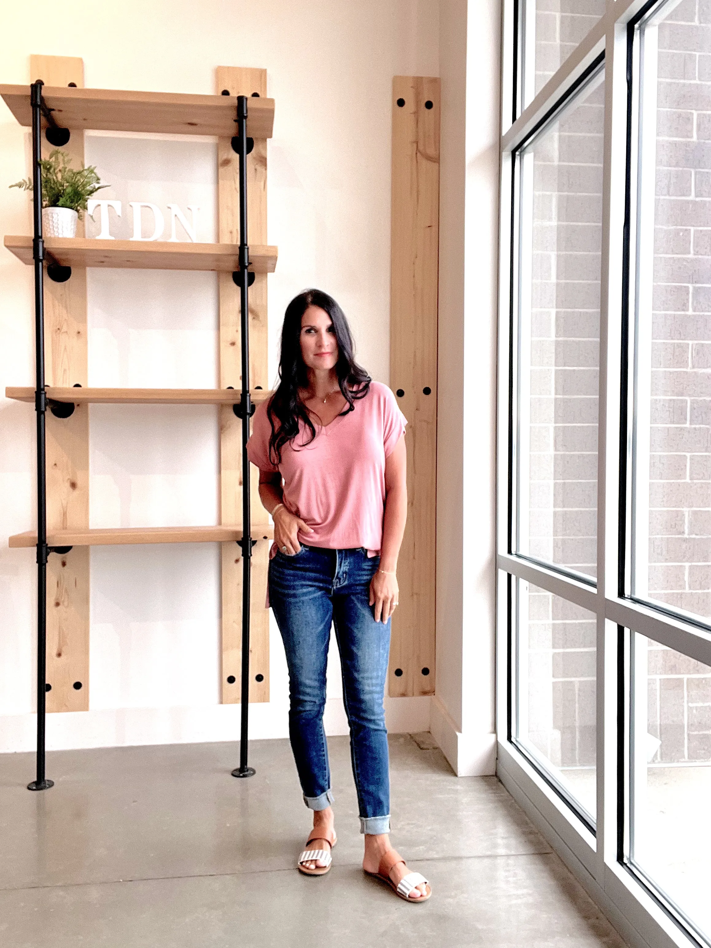 Bamboo V-neck Tee in Vintage Rose