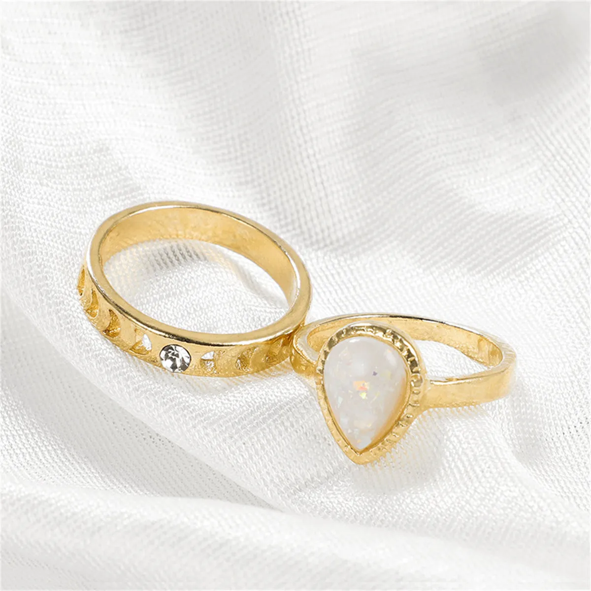 Beige Resin & Cubic Zirconia Milgrain Pear Ring Set
