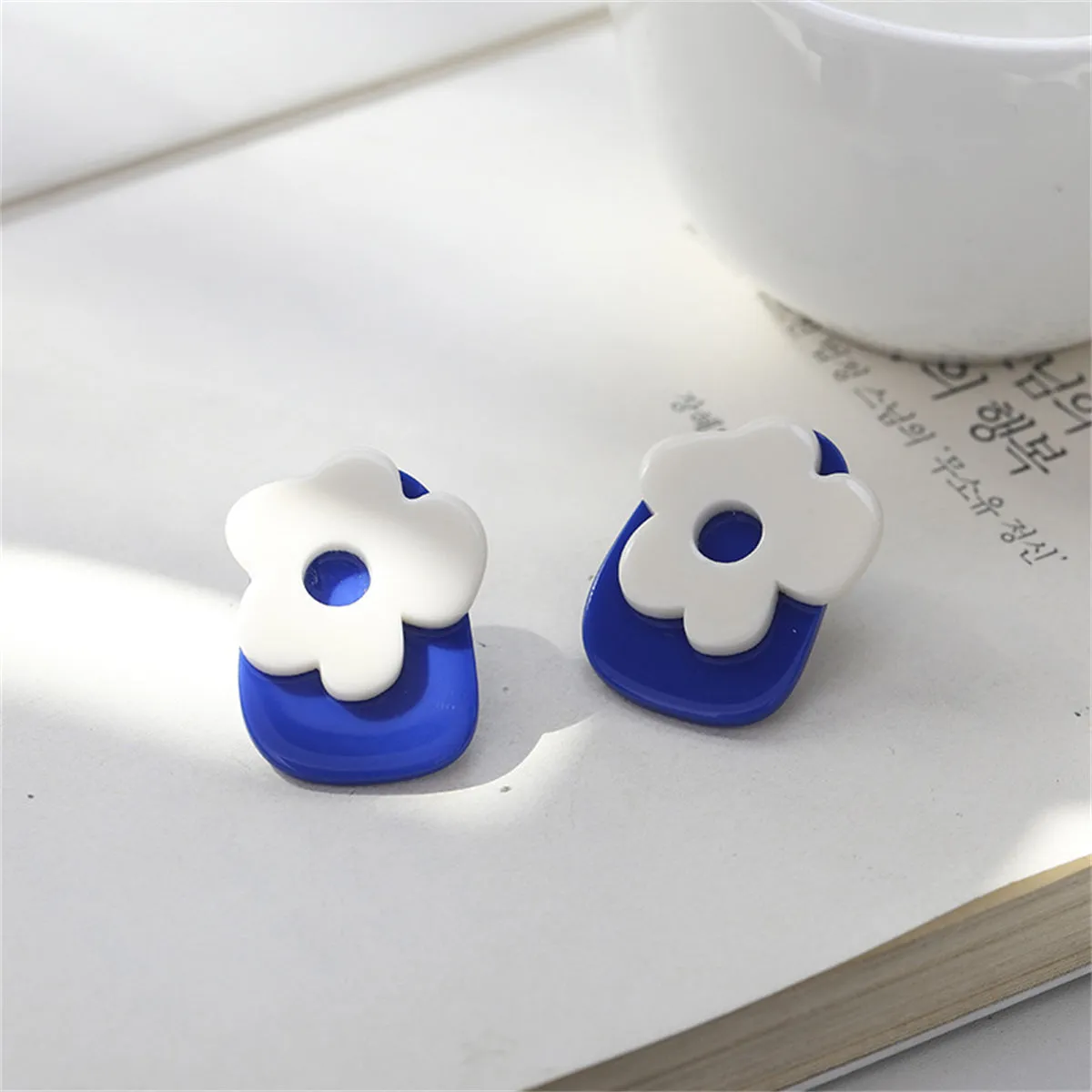 Blue & White Flower Stud Earrings