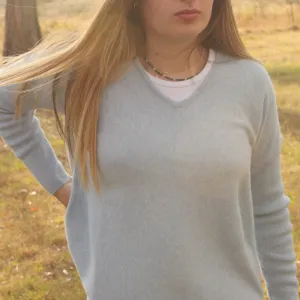 Cashmere Vee Pullover - Denim