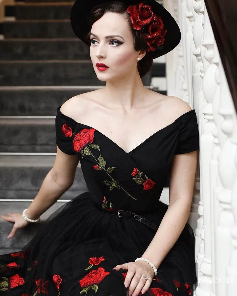 Charming Off the Shoulder Tulle Black Homecoming Dress with Flowers OKO45