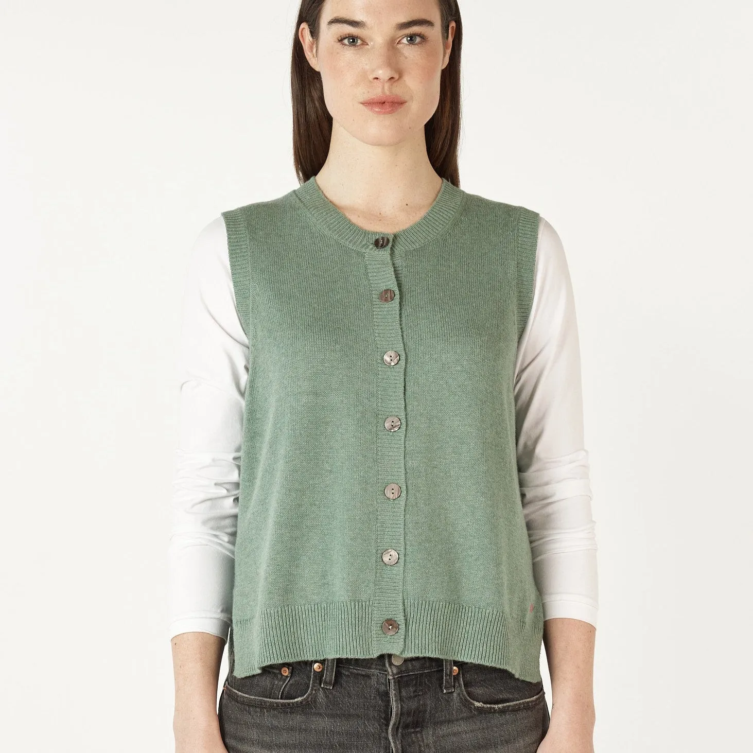 Essential Button Vest - Moss