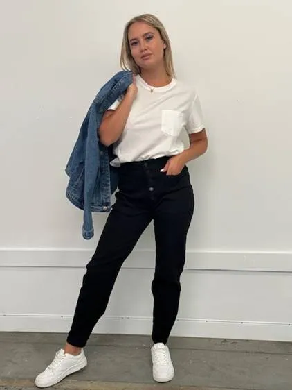 Galfriend Tee