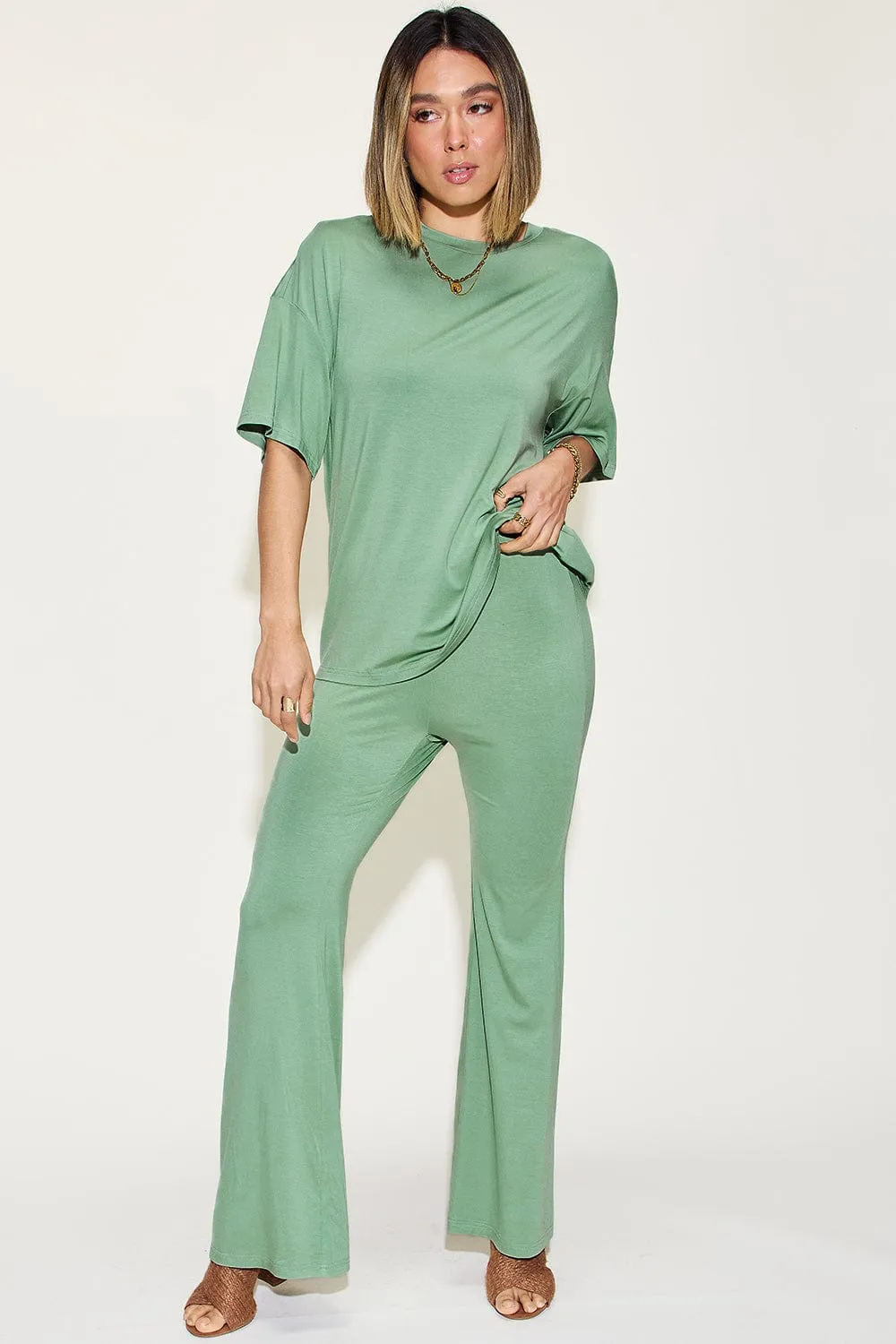 ❤️GYPSY - T-Shirt & Flare Pants Set by Basic Bae