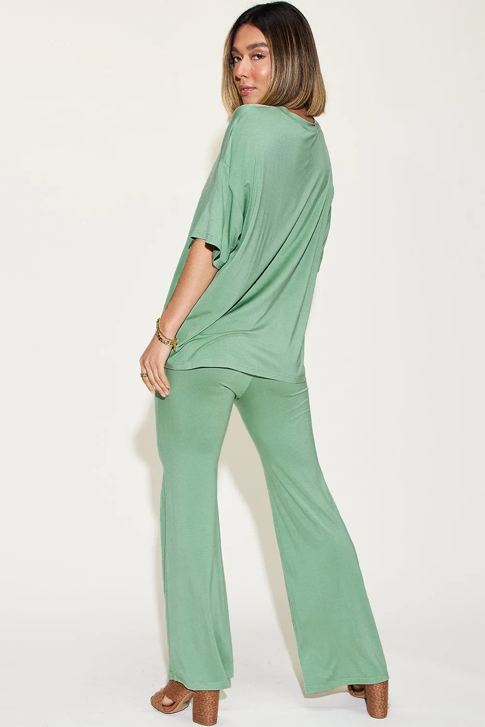 ❤️GYPSY - T-Shirt & Flare Pants Set by Basic Bae