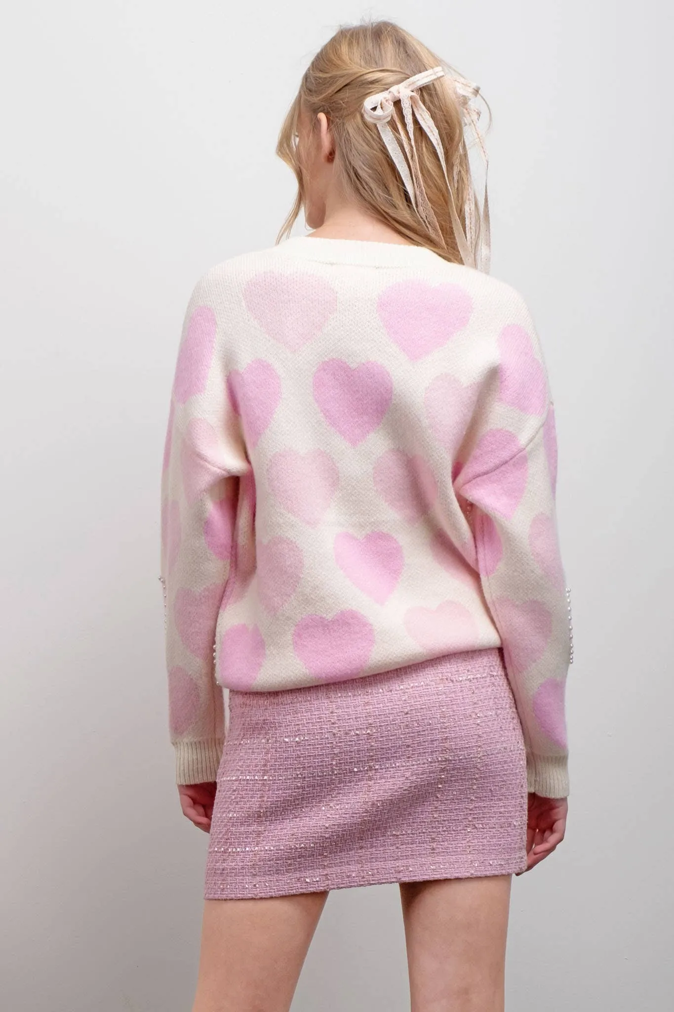 HEART PATTERN PEARL DETAIL KNIT SWEATER