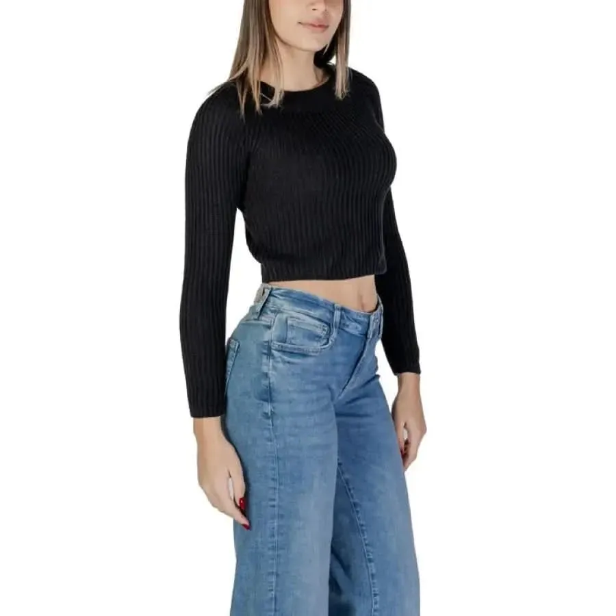 Jacqueline De Yong Black Round Neck Sweater for Women
