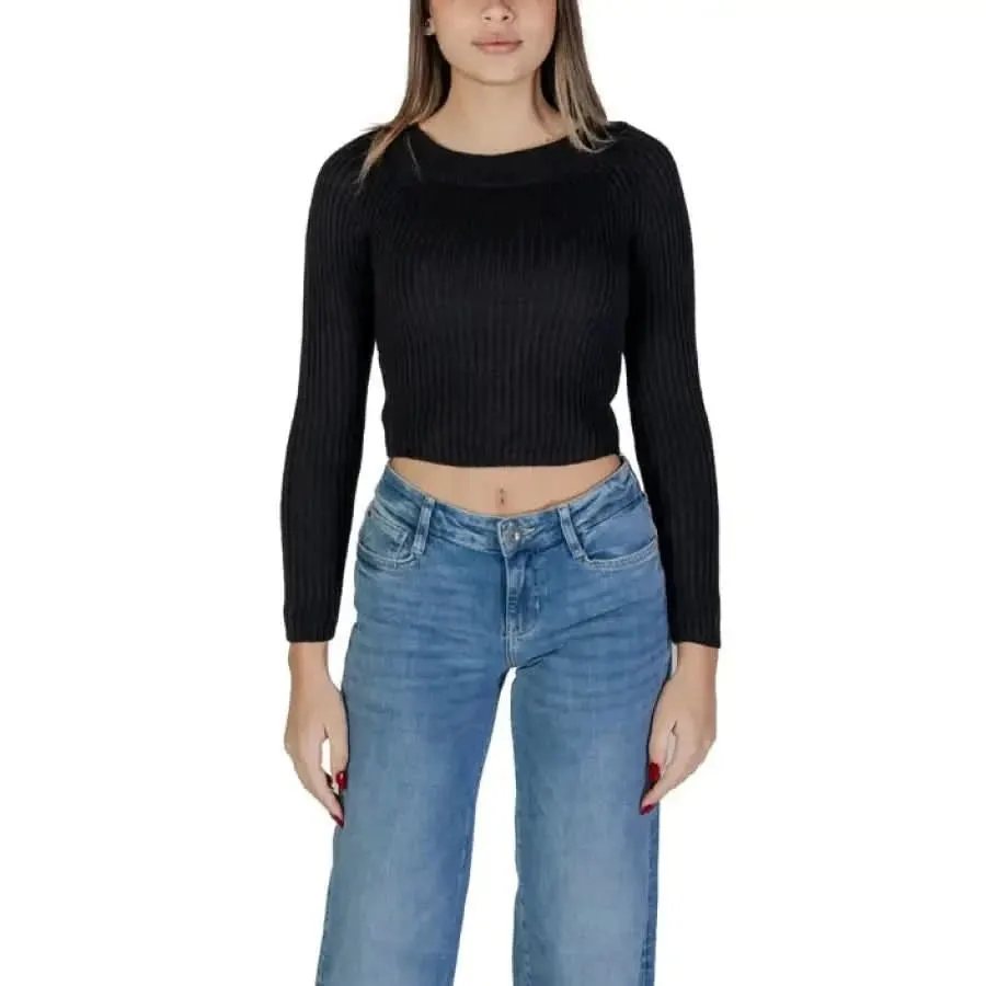 Jacqueline De Yong Black Round Neck Sweater for Women
