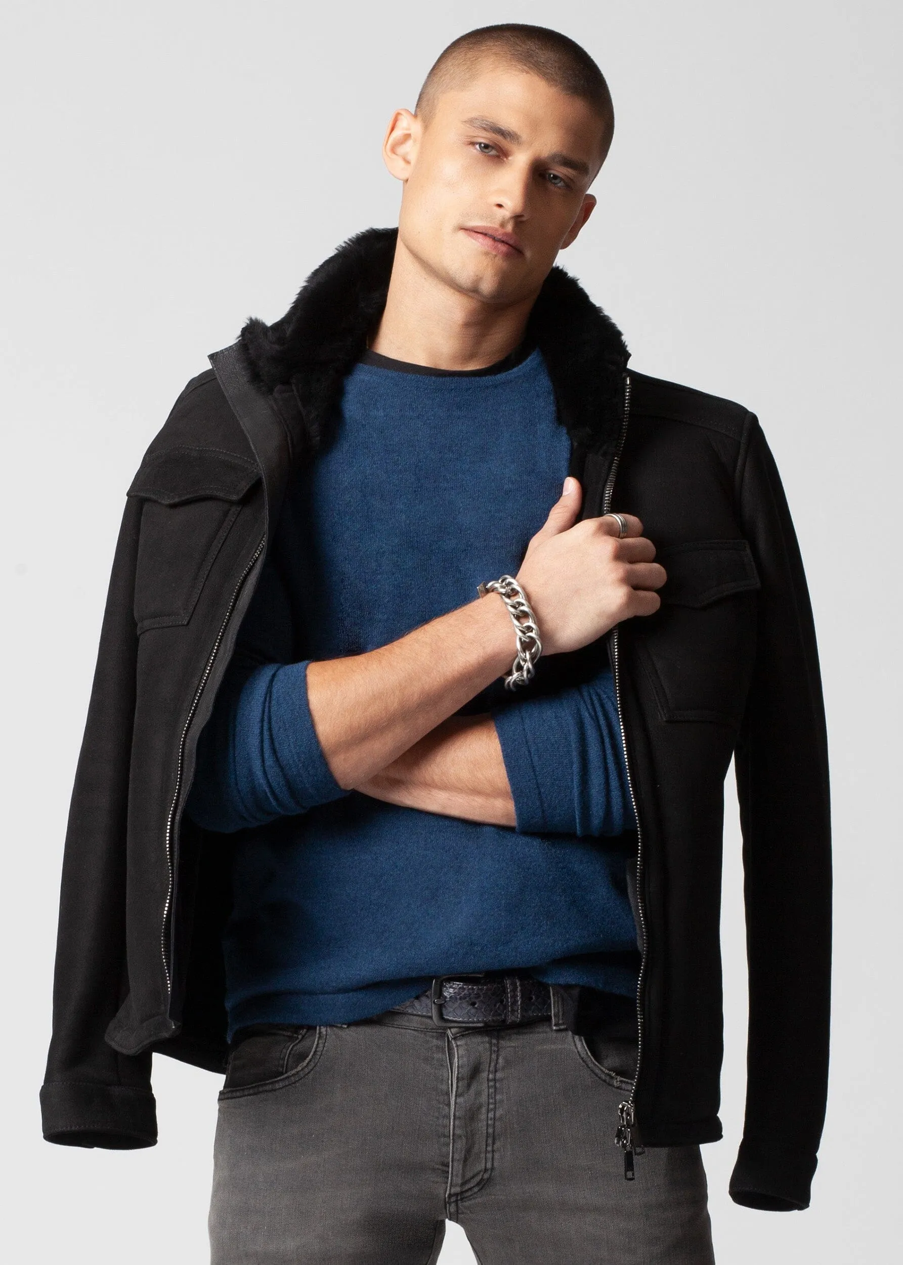 LIGHTWEIGHT CREWNECK SWEATER