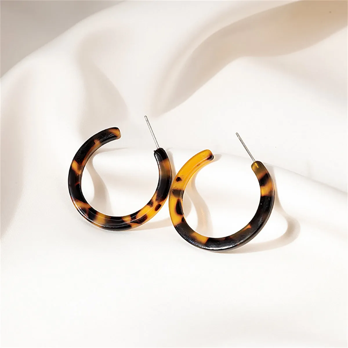 Mottled Brown Hoop Earrings