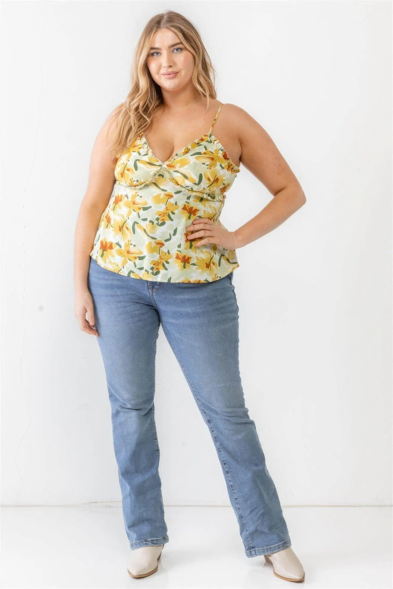 Plus Floral Ruffle Sleeveless Top