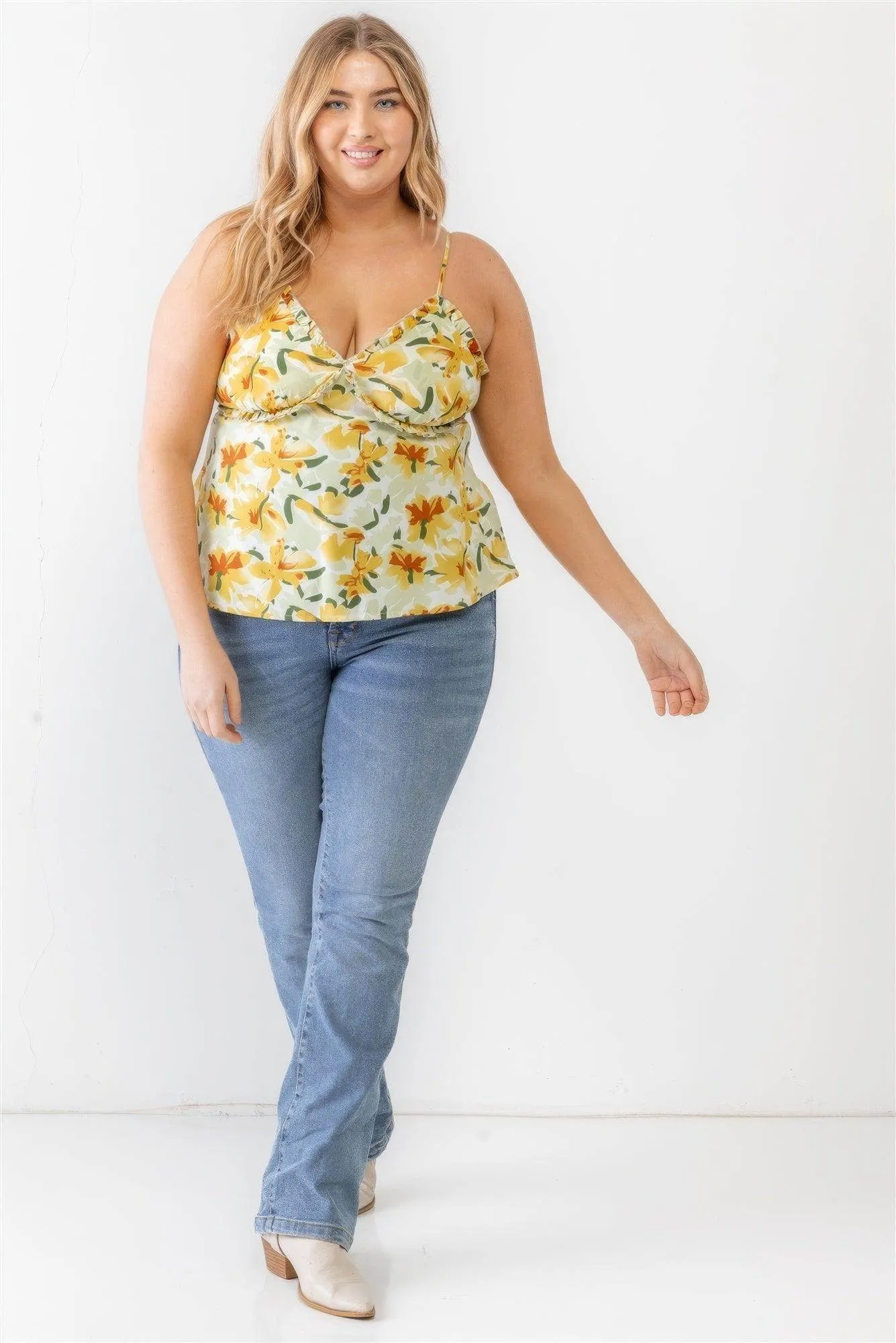 Plus Floral Ruffle Sleeveless Top