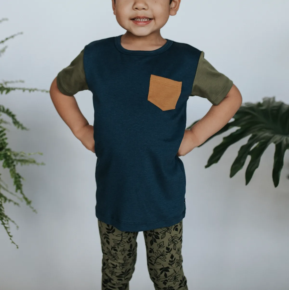 POCKET SLIM-FIT T-SHIRT Toadstool 6-12M