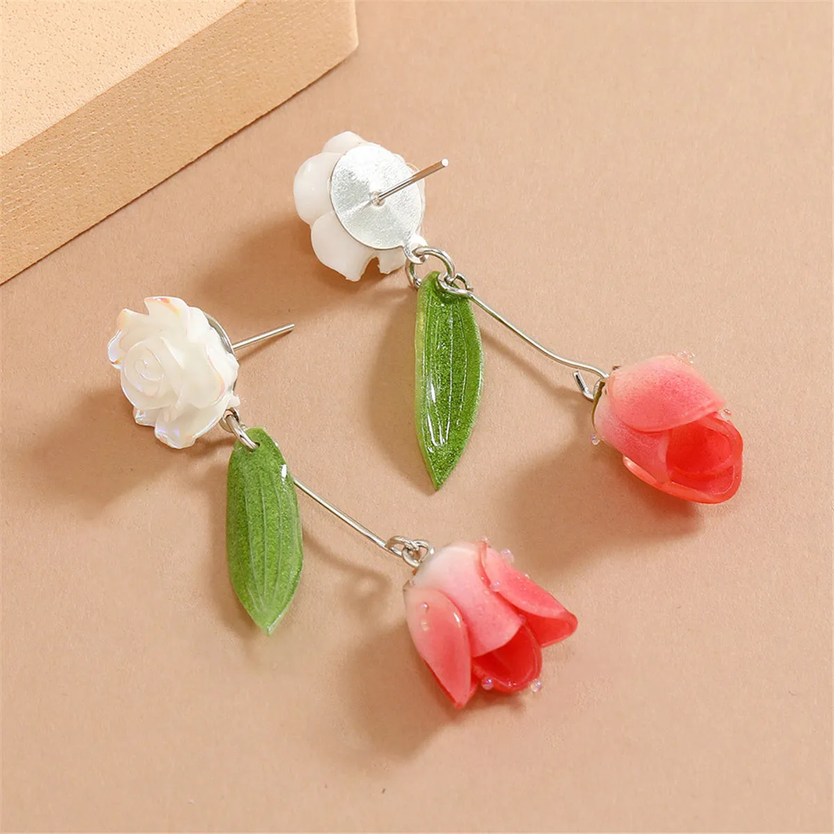 Red & White Acrylic Flower Drop Earrings