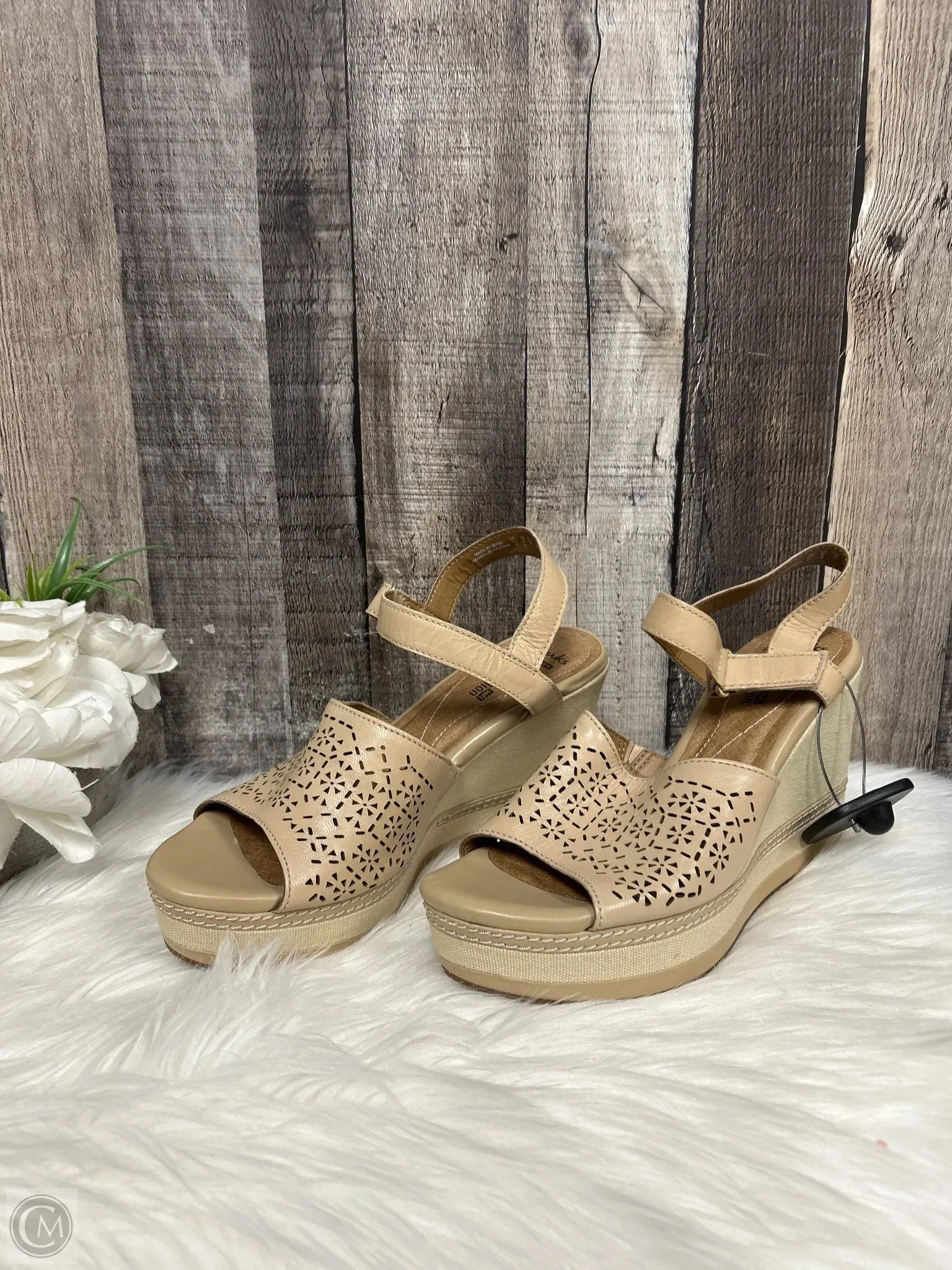 Sandals Heels Wedge By Clarks In Beige, Size: 8