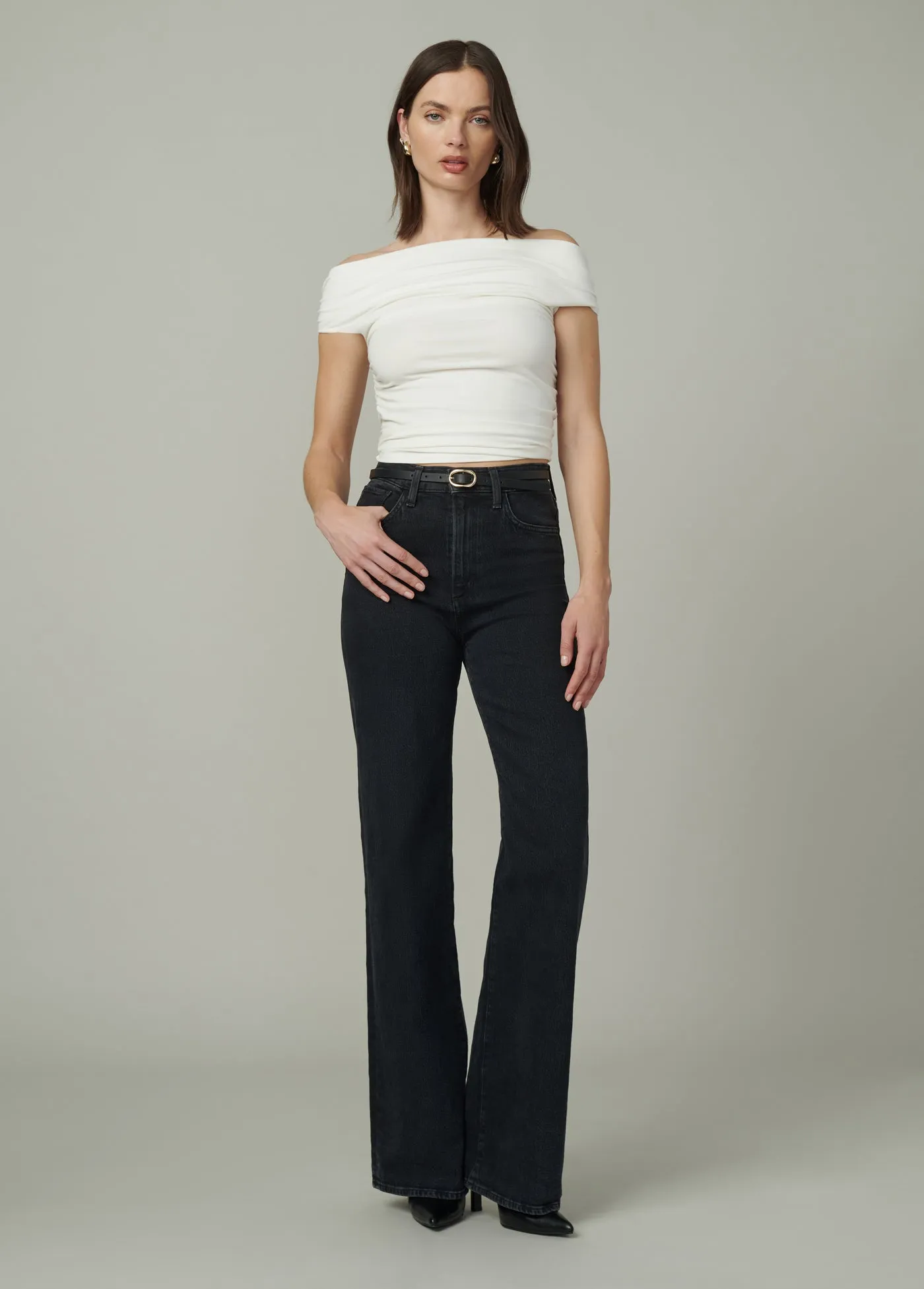 THE MIA SLEEVELESS OFF THE SHOULDER TOP
