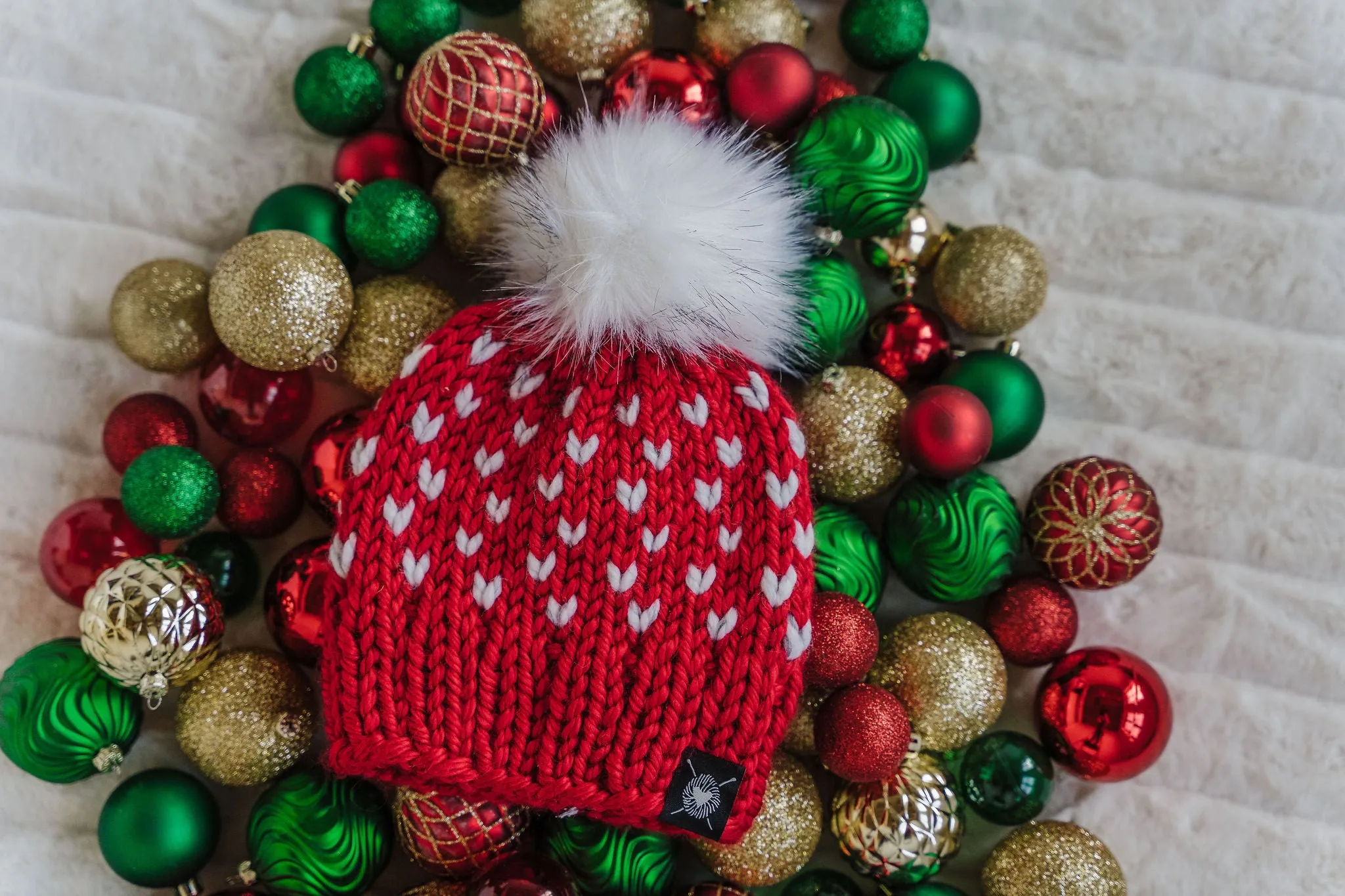 Tiny Hearts Faux Fur Pom-Pom Beanie in XOXO