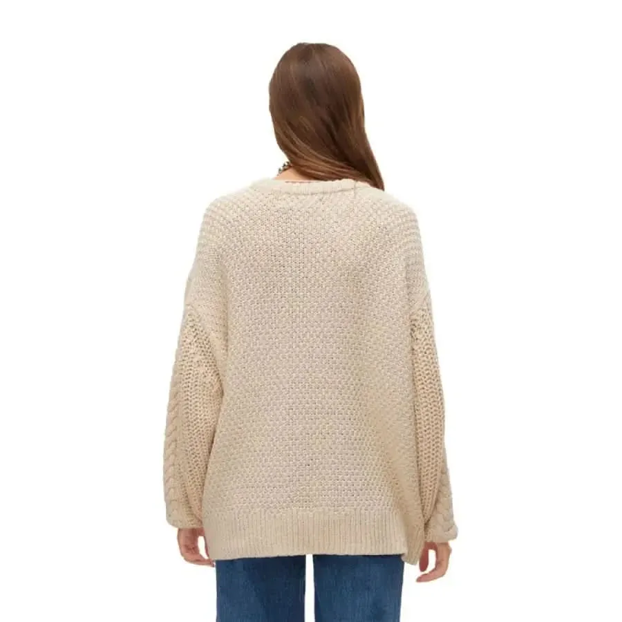 Vero Moda Women's Beige Knit Sweater with Round Neck