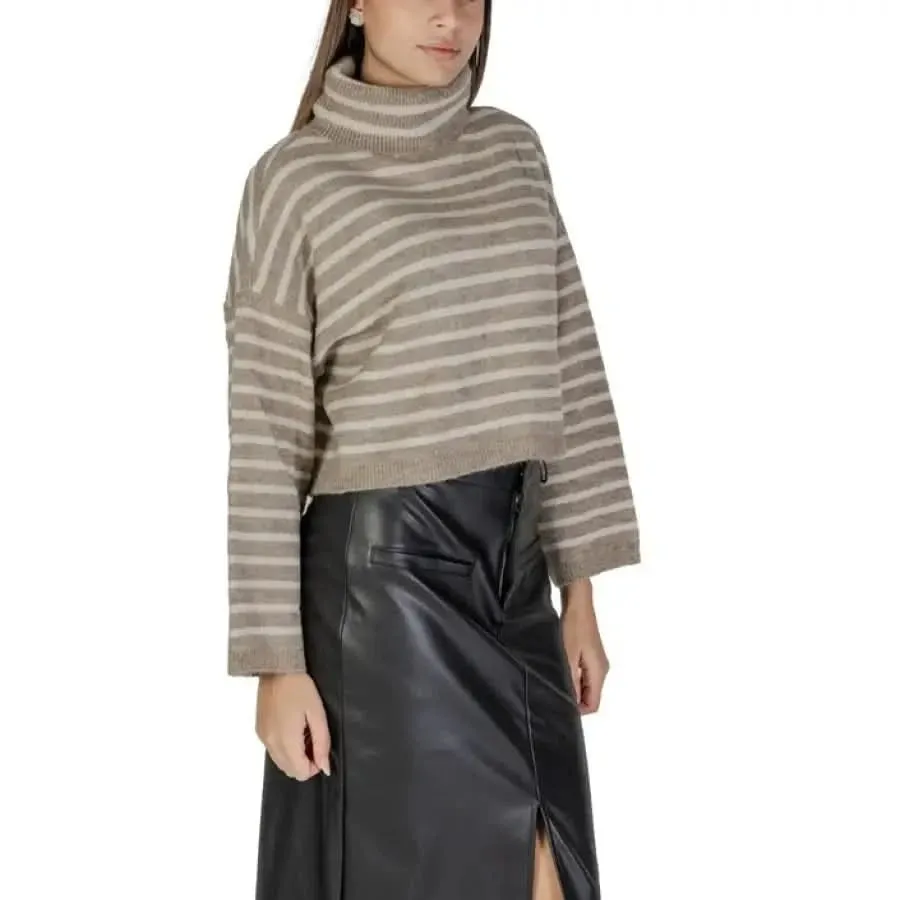 Women's Turtleneck Sweater in Beige Knit for Fall and Winter