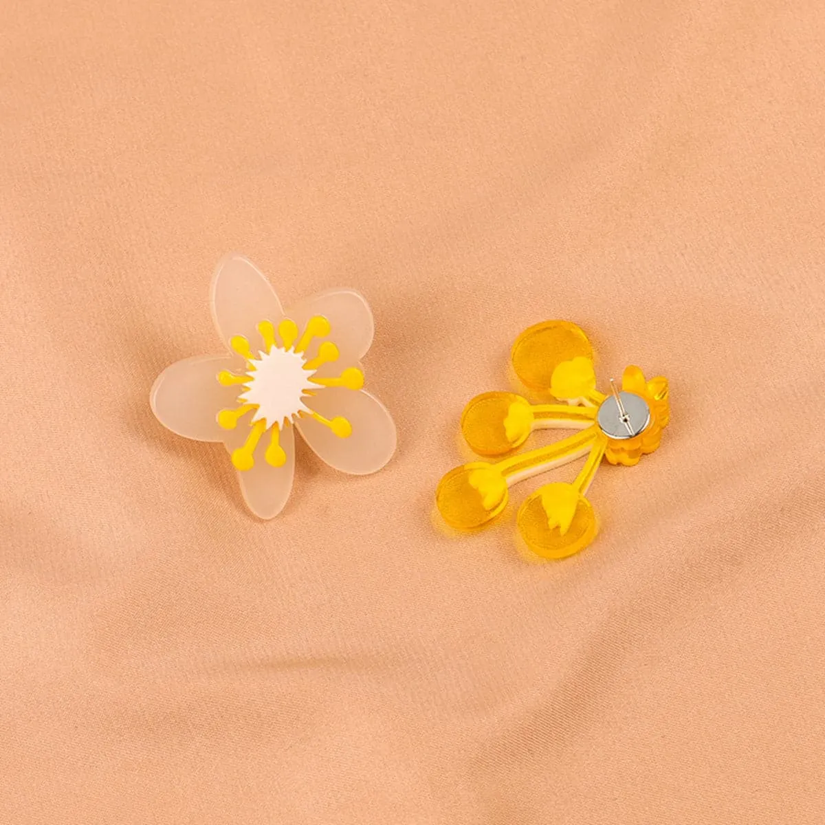 Yellow & White Mismatch Flower Stud