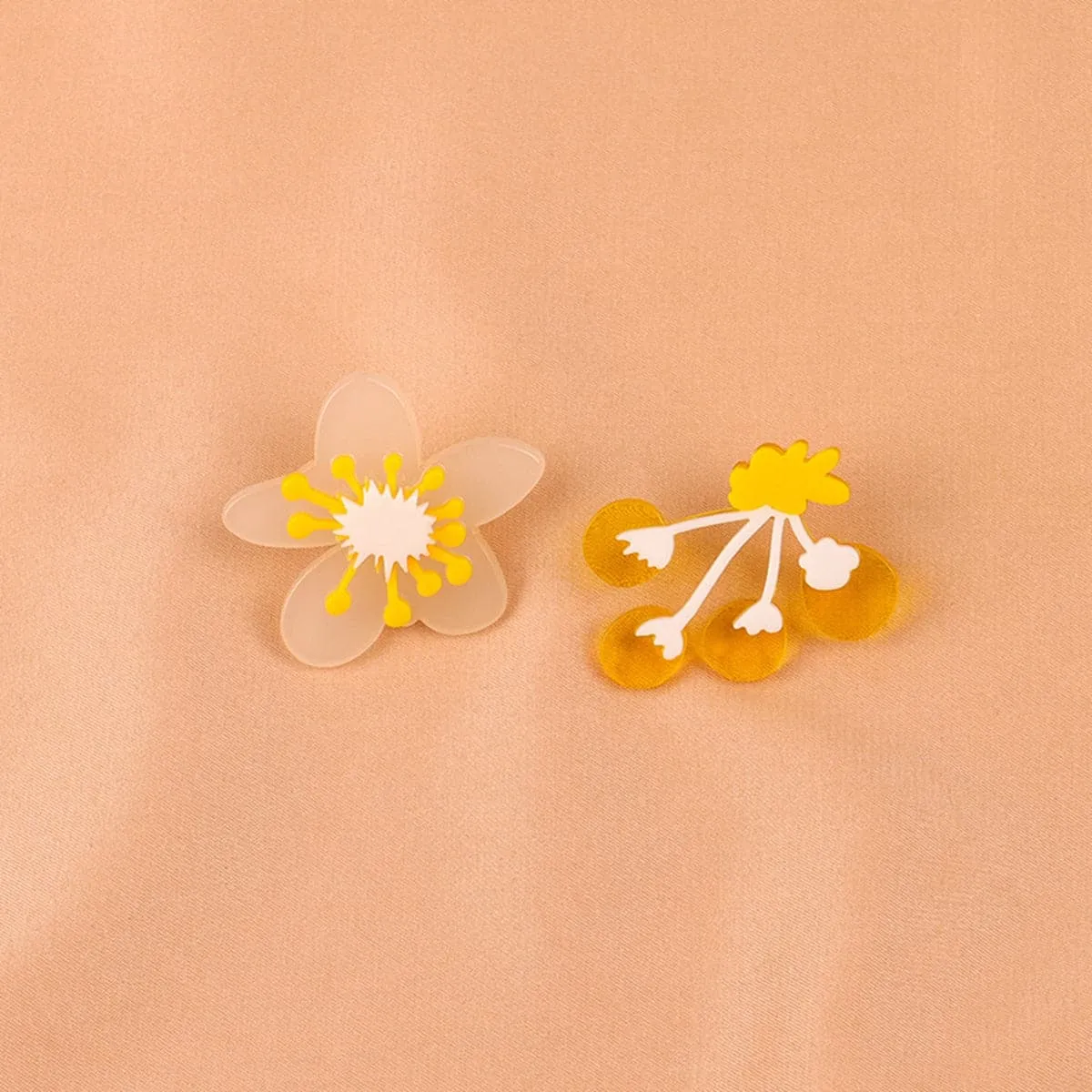 Yellow & White Mismatch Flower Stud